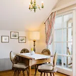 Strandcafe Hideaways Apartman *